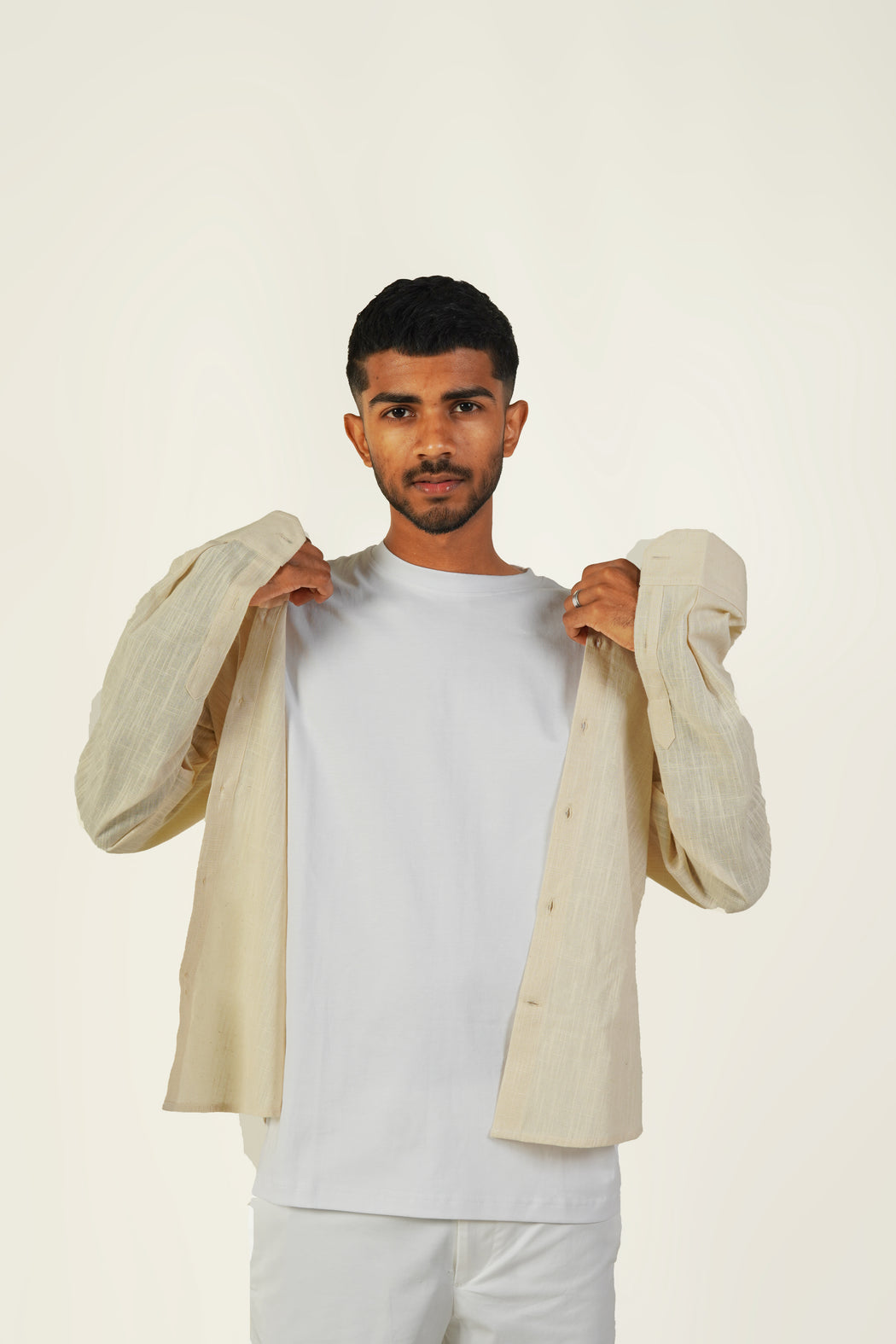 Classic Everyday Shirt - Light Beige