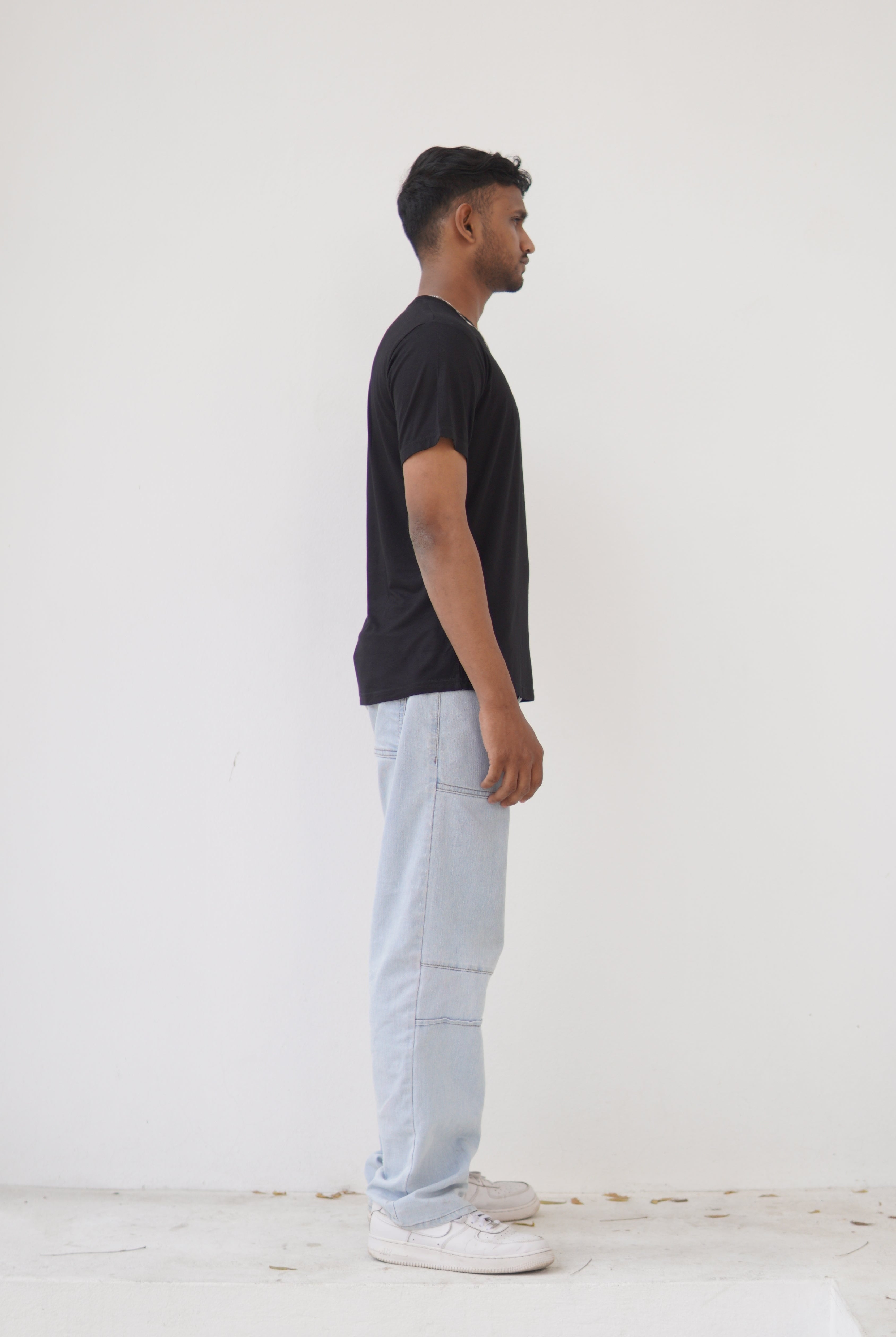 Minimal Crew Neck T-shirt - Men