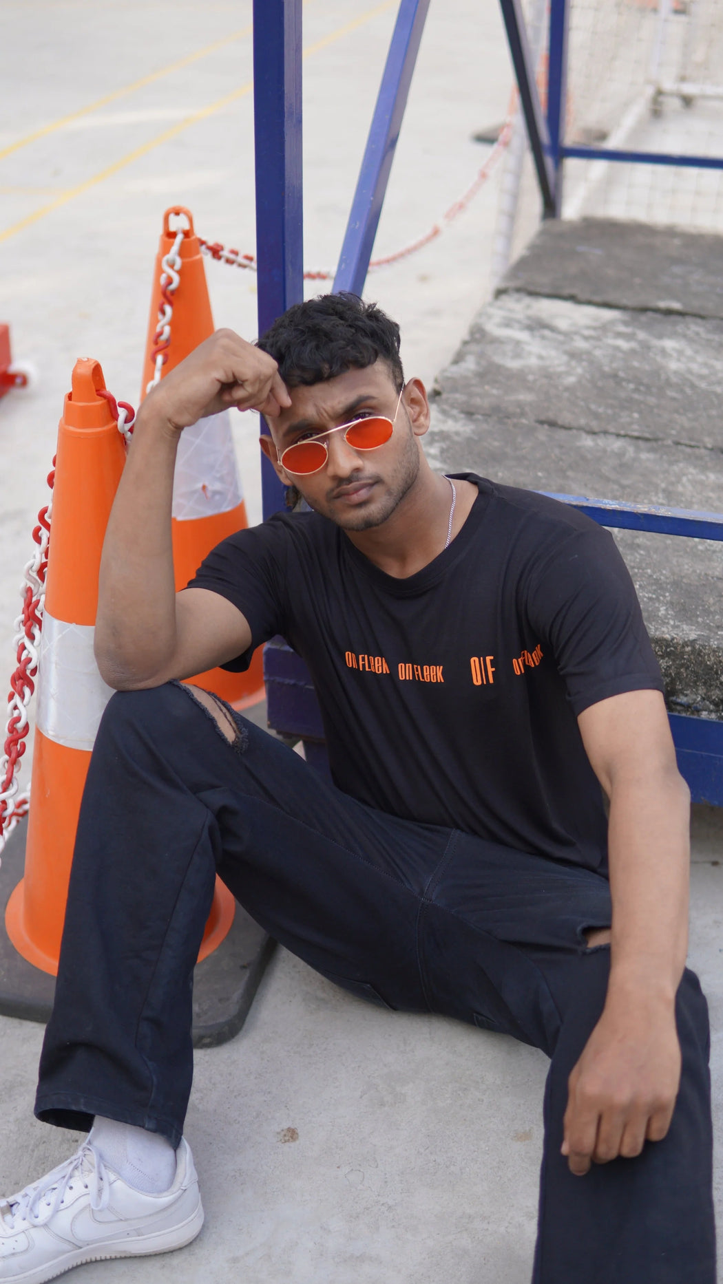 Signature Crew Neck T-shirt - Men