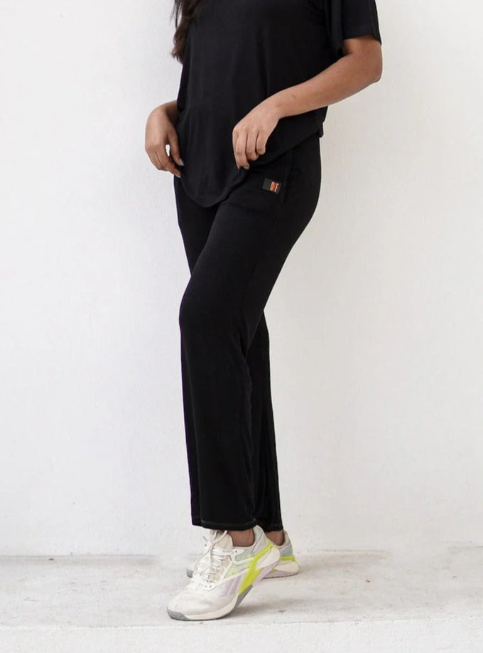 Onfleek: The Easy Lounge Pants - Mujer