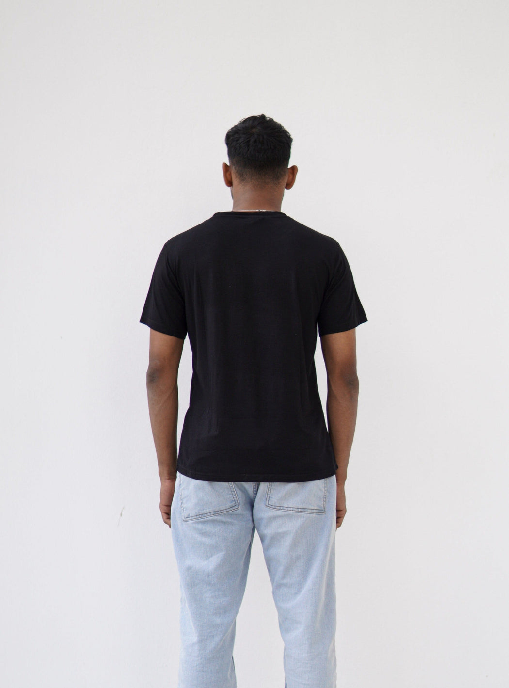 Minimal Crew Neck T-shirt - Men