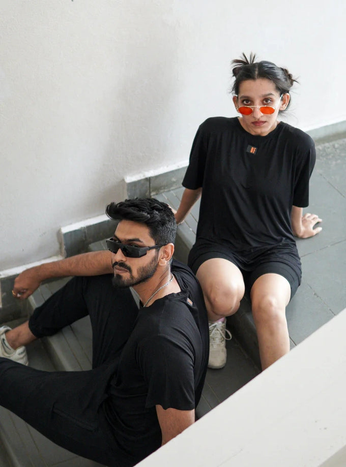 Onfleek: T-shirt à col rond The Minimal - Unisexe